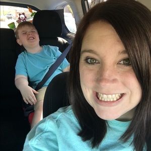 Meet your Posher, Amanda